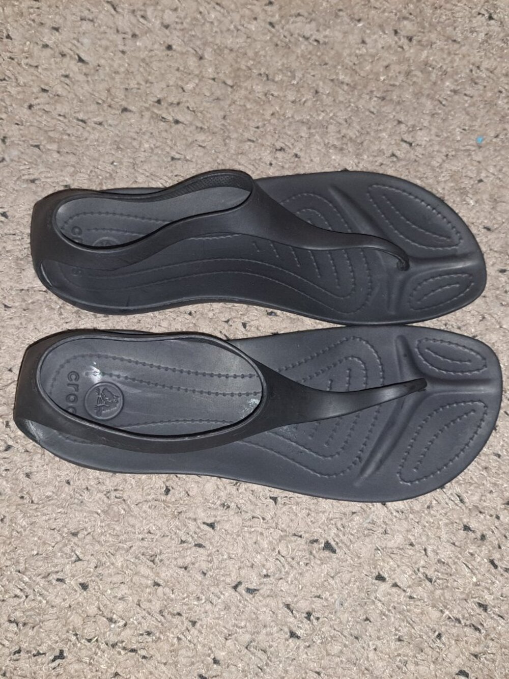 CROCS-Sexi Serena-Comfort T-Strap Thong Sandals-Black-SZ 10-Near Mint - Picture 6 of 7